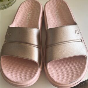 Ryka Metallic Rose Gold Slide Sandals with Pink Sole 8M